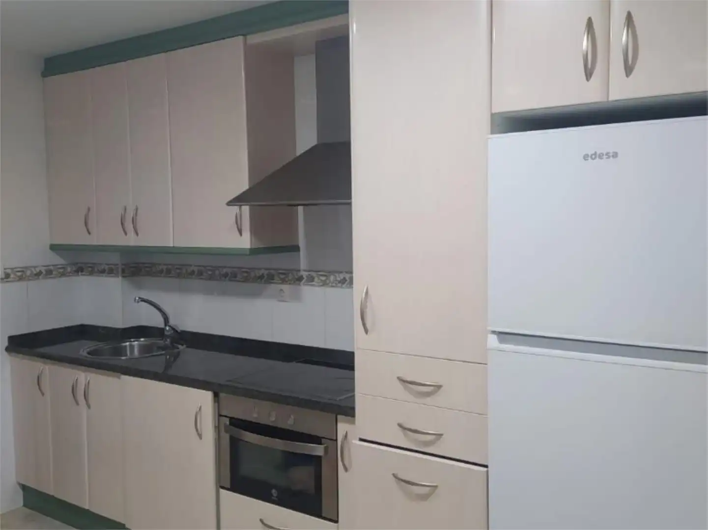 Piso en venta en Plaza Constitución, 6, Centro Cocina de Piso en venta en Aranda de Duero con Calefacción y Balcón