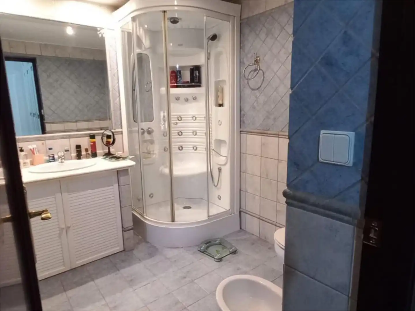Bathroom of Houses for sale in Écija  with Air Conditioner and Swimming Pool
