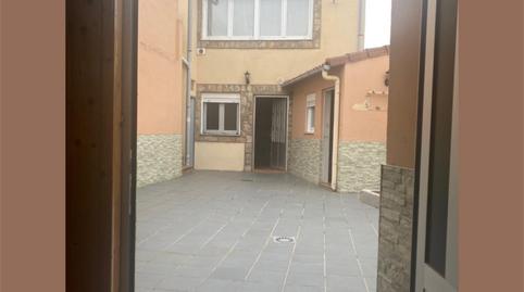 Foto 5 de Planta baja en venta en Calle Alfonso V, 10, Laguna de Negrillos, León