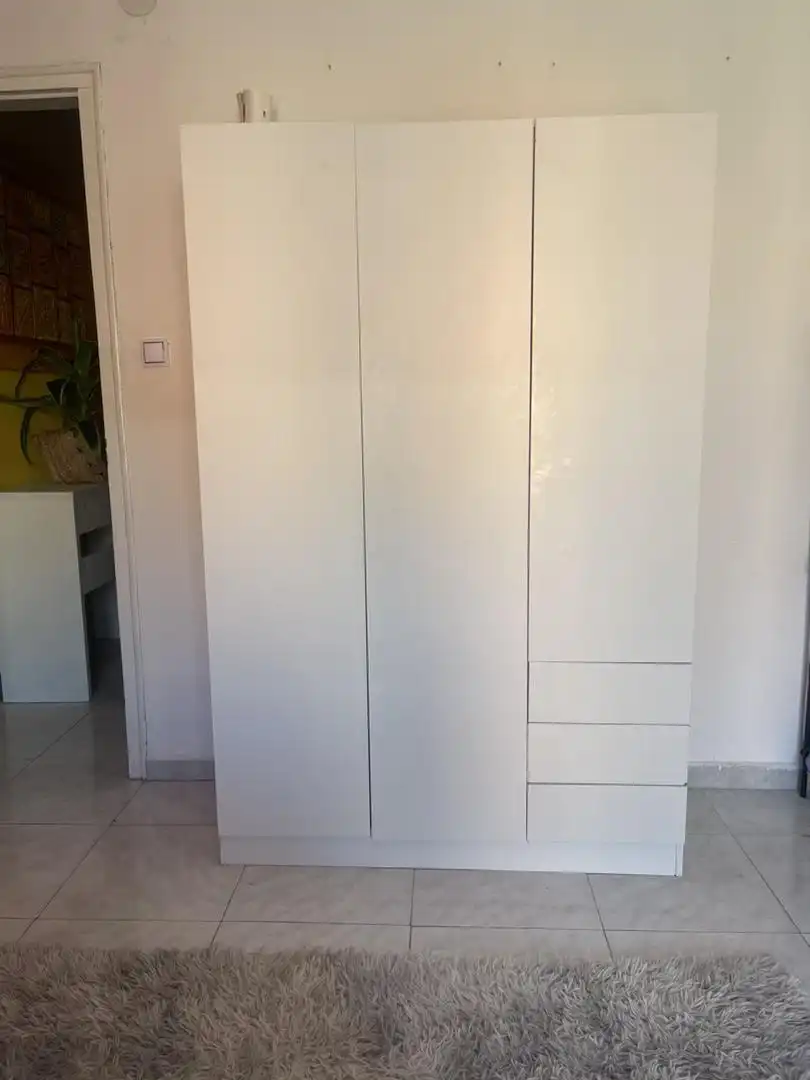 Habitación de Piso para compartir en Lleida con Amueblado, Horno y Microondas