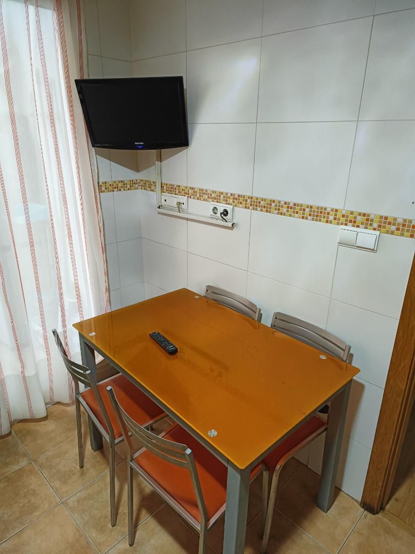 Cuina de Pis en venda en Cheste amb Parquet, Terrassa i Aparcament comunitari