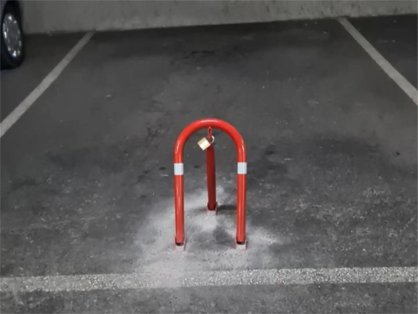 Parkplatz von Garage zur Miete in Elche / Elx