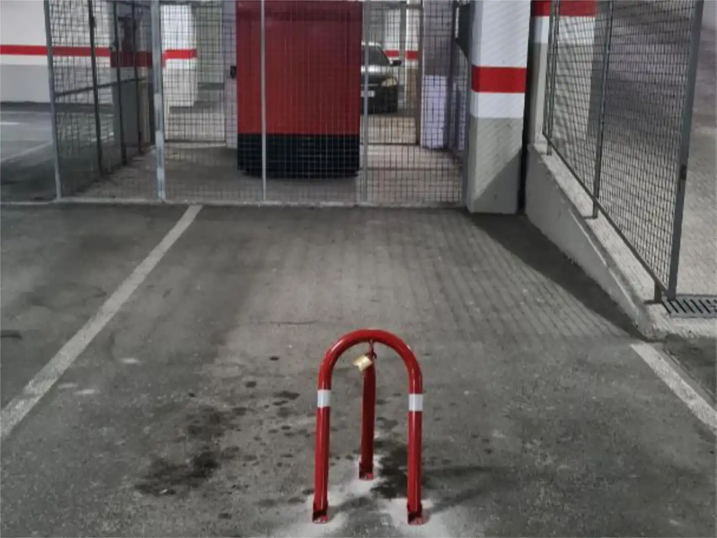 Parkplatz von Garage zur Miete in Elche / Elx
