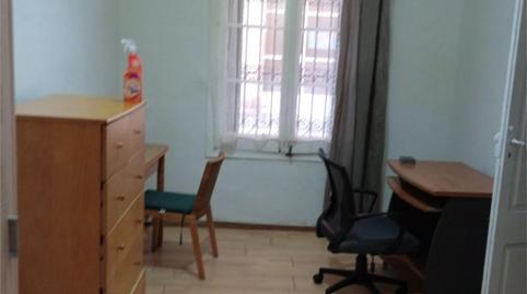 Pis per a compartir a Carrer D'alcolea, 91, Sants, Barcelona - imatge 3 Foto 3 de Pis per a compartir a Carrer D'alcolea, 91, Sants, Barcelona