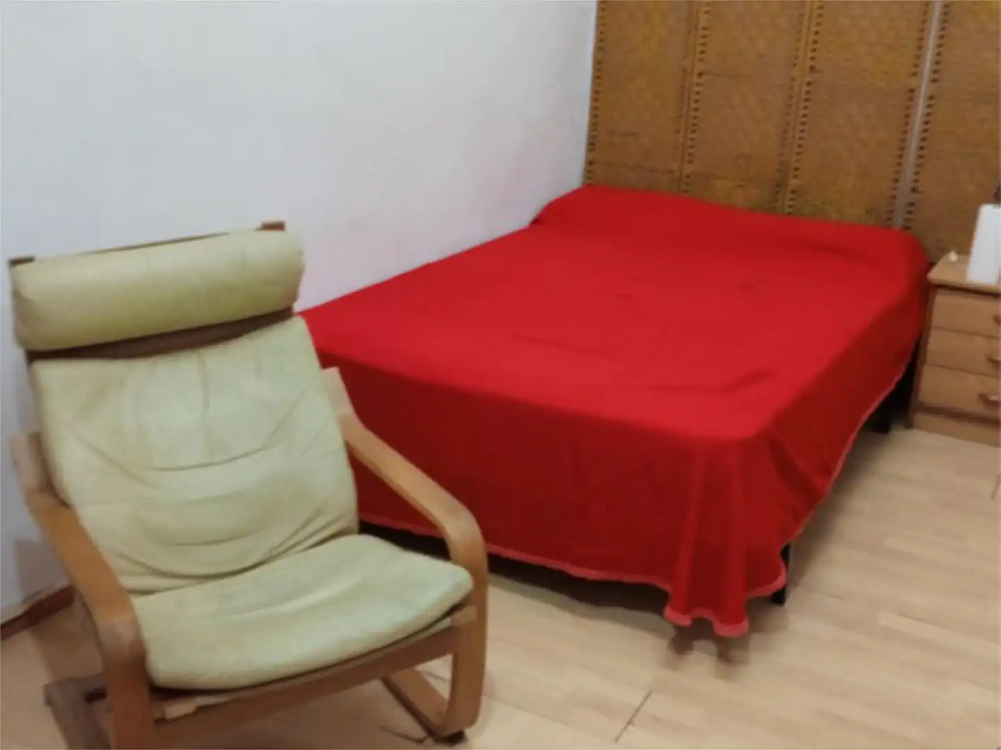 Habitación en Carrer d'Alcolea, 91, Sants Habitación de Piso para compartir en Barcelona con Parquet y Amueblado