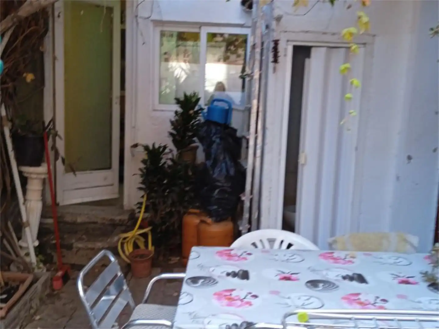 Habitación en Carrer d'Alcolea, 91, Sants Jardín de Piso para compartir en Barcelona con Parquet y Amueblado