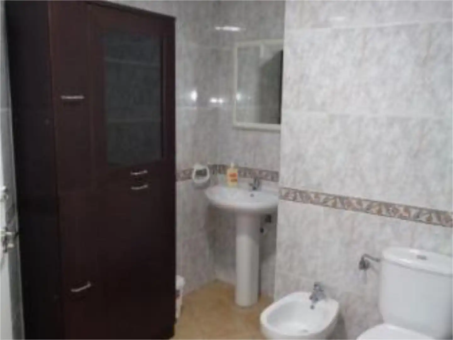 Room in Carrer Pintor Josep Segrelles, 21, Oliva pueblo Room in Carrer Pintor Josep Segrelles, 21, Oliva pueblo