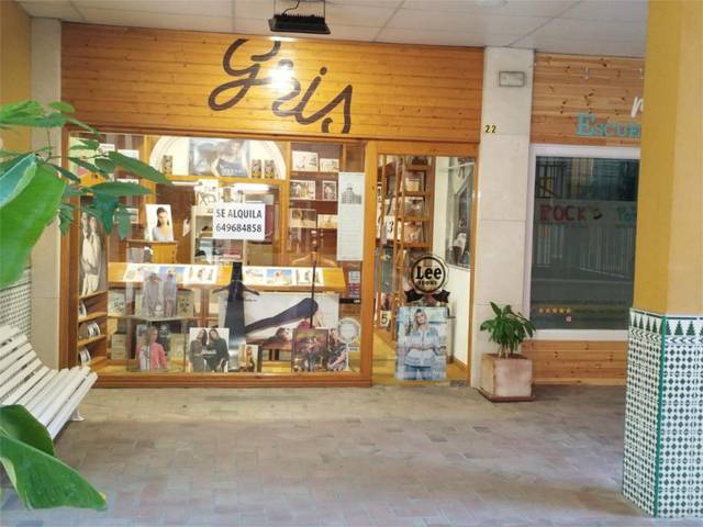 Local comercial en Alquiler en Plaza Ciudad de Nara, 2 en Buenavista - Valparaíso - La Legua