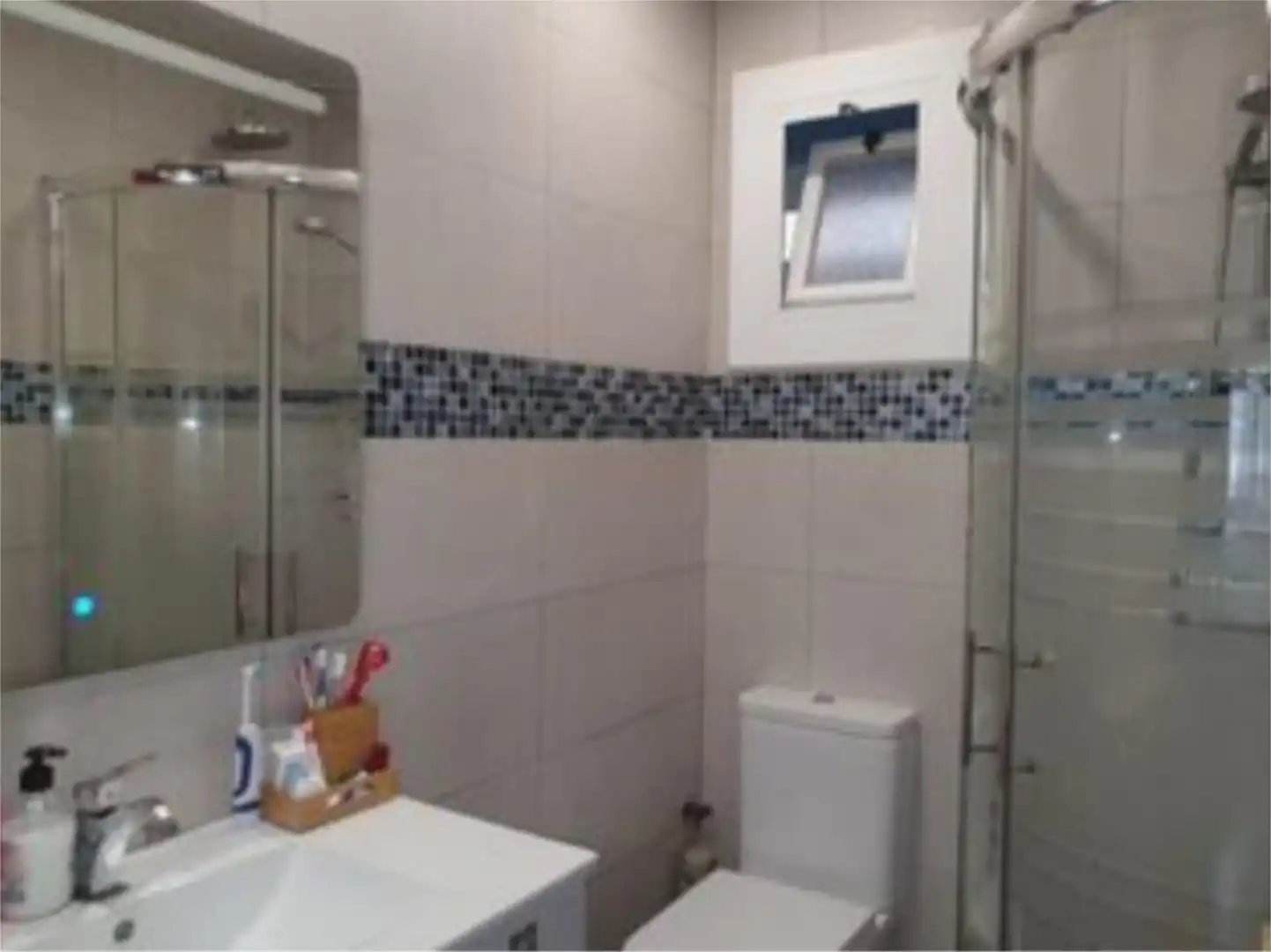 Baño de Casa adosada en venta en Rubí con Aire acondicionado