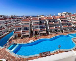 Vista exterior de Apartament en venda en Arona amb Terrassa, Piscina i Balcó