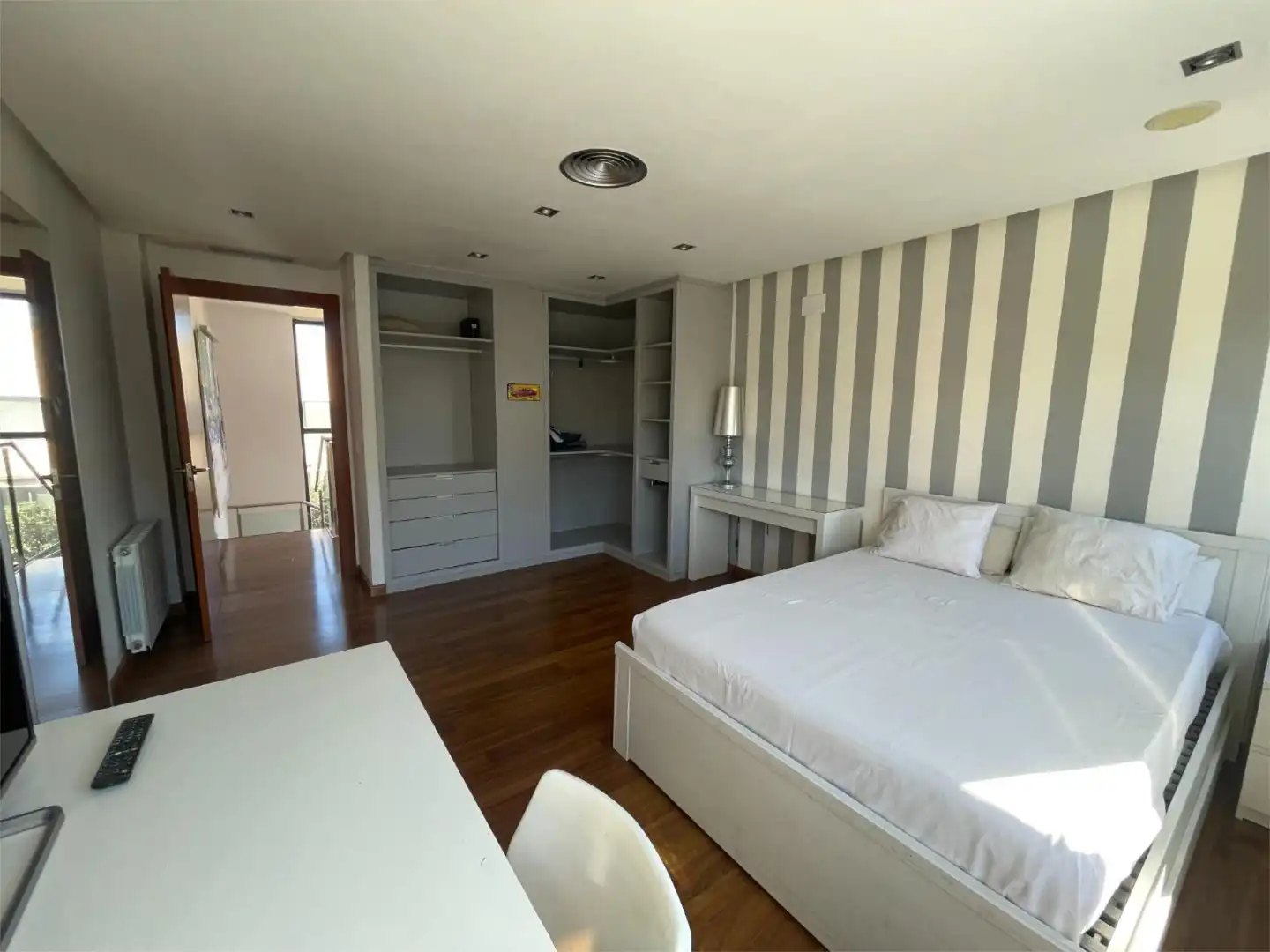 Casa o chalet en venta en Carrer Cadernera, 52, Torre en Conill - Cumbres de San Antonio Habitación de Casa o chalet en venta en Bétera con Aire acondicionado, Terraza y Piscina