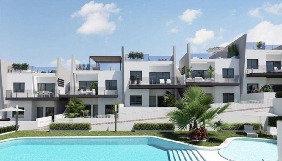 Foto 1 de Casa adosada en venda a Calle Chopin, 22, San Miguel de Salinas, Alicante