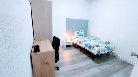 Foto 2 de Pis per a compartir a Carrer D'antoni Forrellad, 60, Can Puiggener, Barcelona