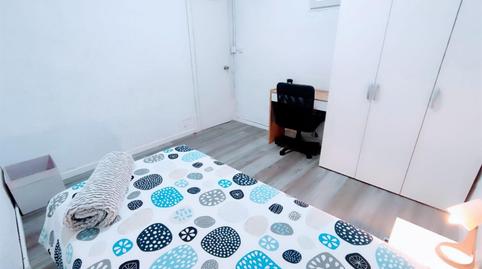 Foto 3 de Pis per a compartir a Carrer D'antoni Forrellad, 60, Can Puiggener, Barcelona