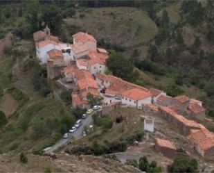 Einfamilien-Reihenhaus miete in Calle Nueva, 8, Linares de Mora