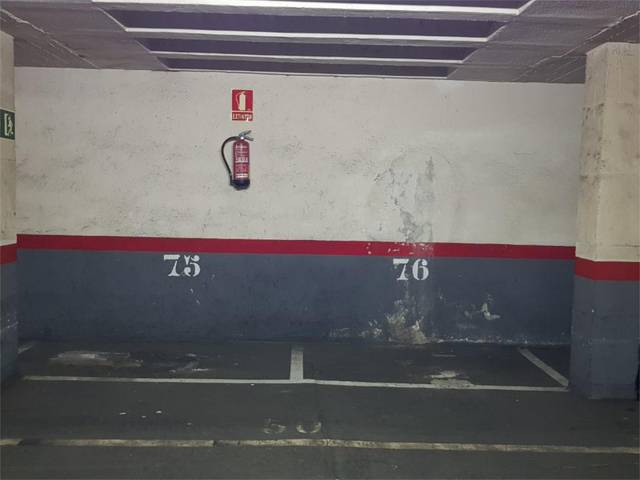 Garaje en Alquiler en Travessera de Gràcia, 340 en El Baix Guinardó