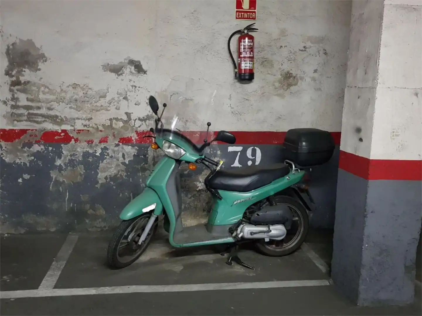 Garaje de alquiler en Travessera de Gràcia, 340, El Baix Guinardó Vista exterior de Garaje de alquiler en Barcelona