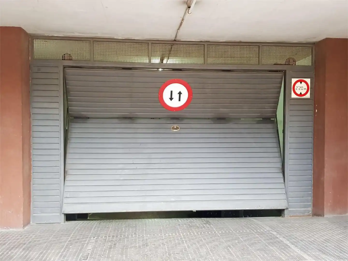 Garaje de alquiler en Travessera de Gràcia, 340, El Baix Guinardó Parking de Garaje de alquiler en Barcelona