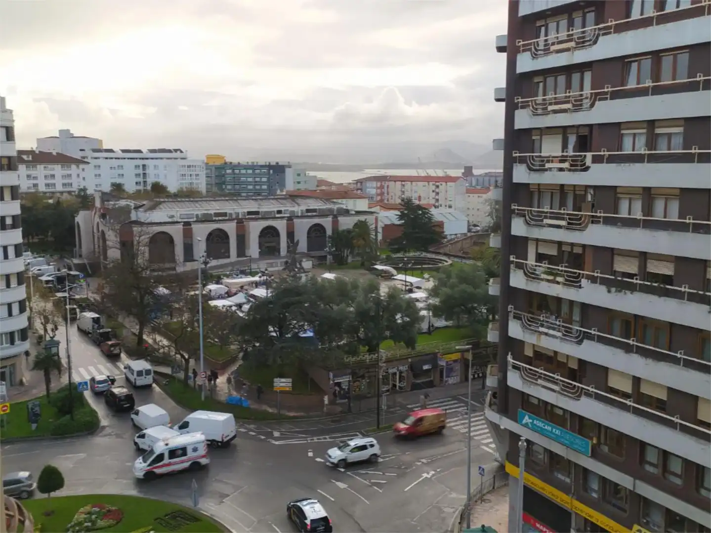 Piso de alquiler en Calle San Fernando, 88, Cuatro Caminos Vista exterior de Piso de alquiler en Santander