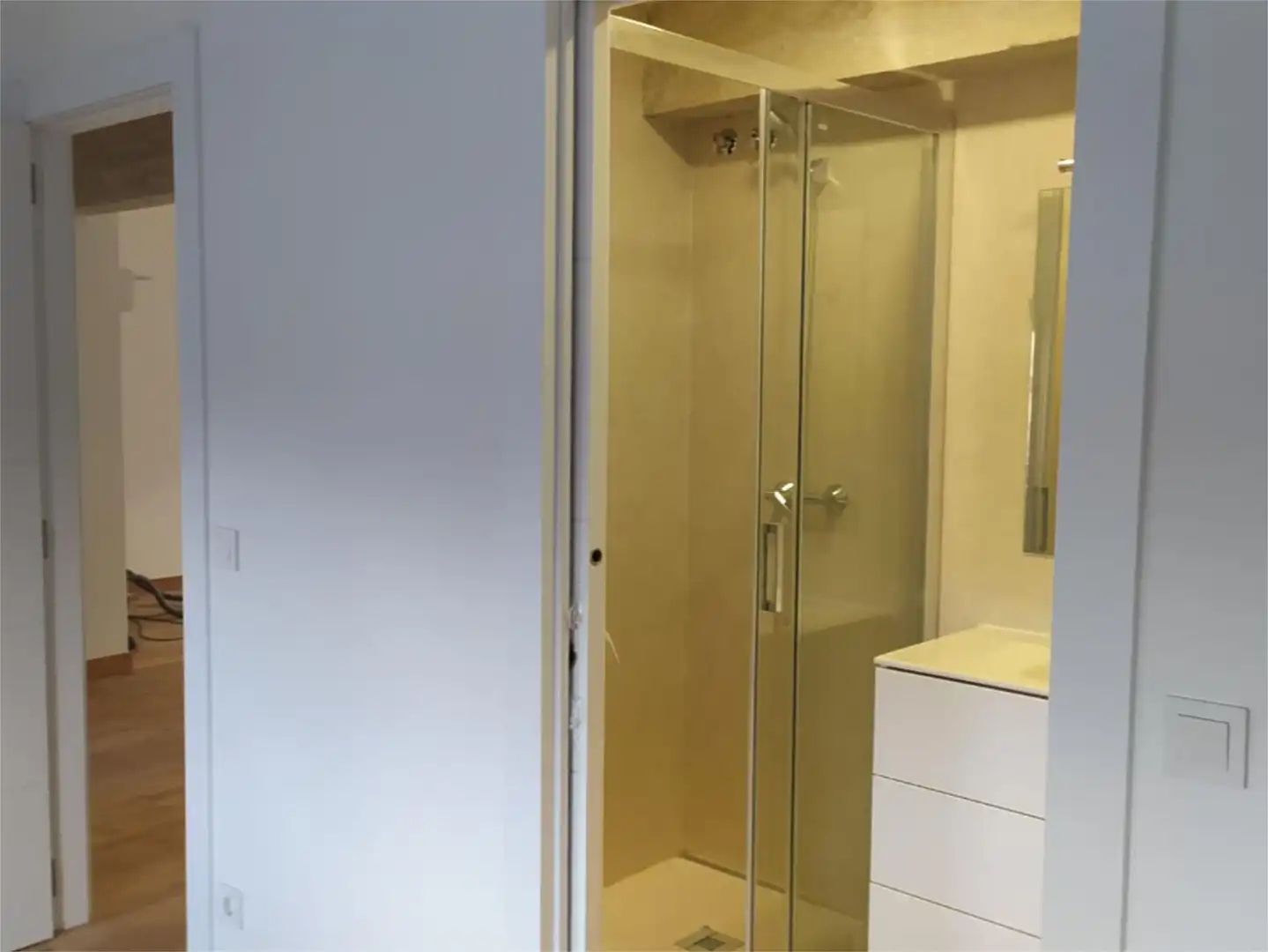 Piso de alquiler en Calle San Fernando, 88, Cuatro Caminos Baño de Piso de alquiler en Santander