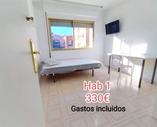 Bedroom of Flat to share in Alicante / Alacant