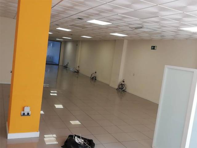 Local comercial en Alquiler en Avenida Castillo Puebla de Alcocer, 37 en Avenida Elvas