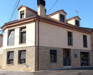 Vista exterior de Casa o xalet en venda en Cuenca Capital amb Aire condicionat i Balcó