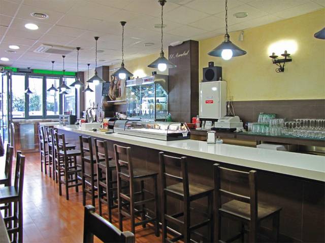 Local comercial en Venta en Calle Esperanza de Triana, 14 en Triana Este