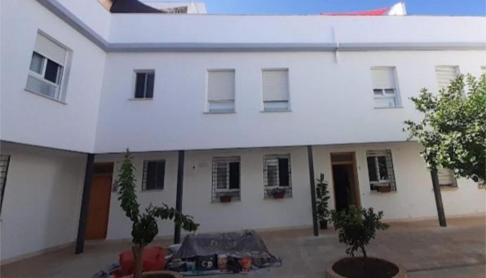 Photo 1 of Single-family semi-detached for sale in Calle el Sol, 38, La Victoria, Córdoba