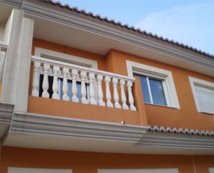 Exterior view of Single-family semi-detached for sale in Polinyà de Xúquer  with Terrace and Balcony
