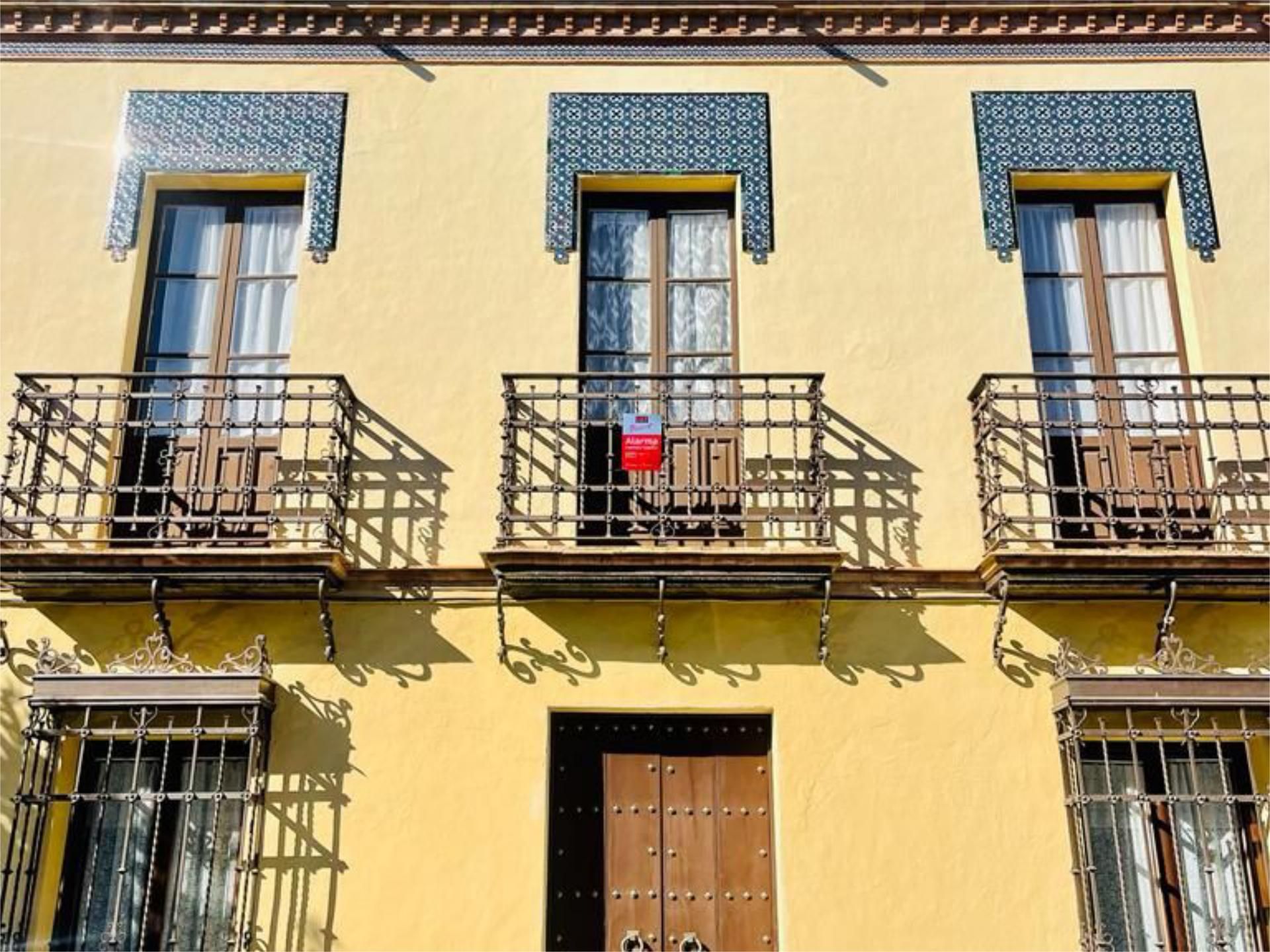 Vista exterior de Casa o xalet en venda en Puerto Serrano amb Calefacció, Jardí privat i Terrassa
