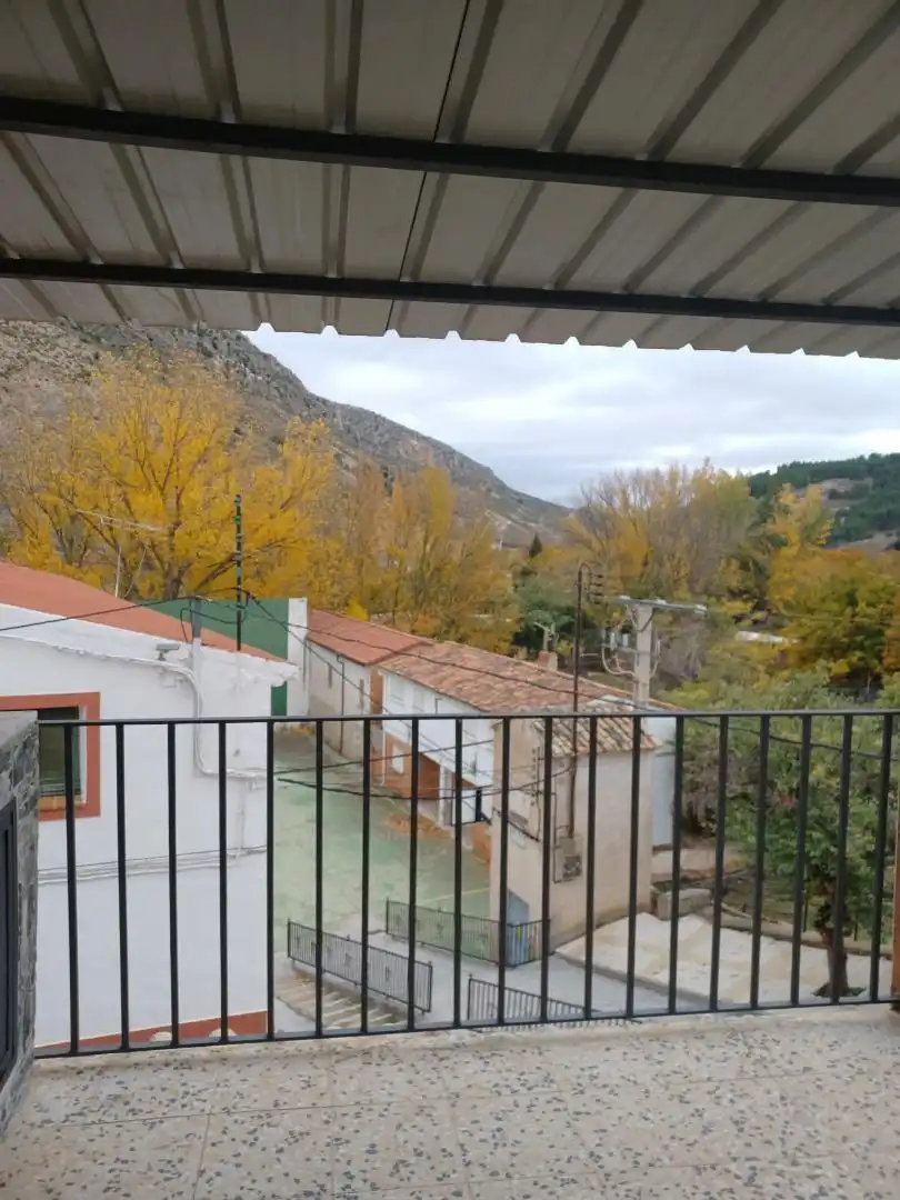 Exterior view of Flat for sale in Embid de Ariza  with Heating, Terrace and Storage room