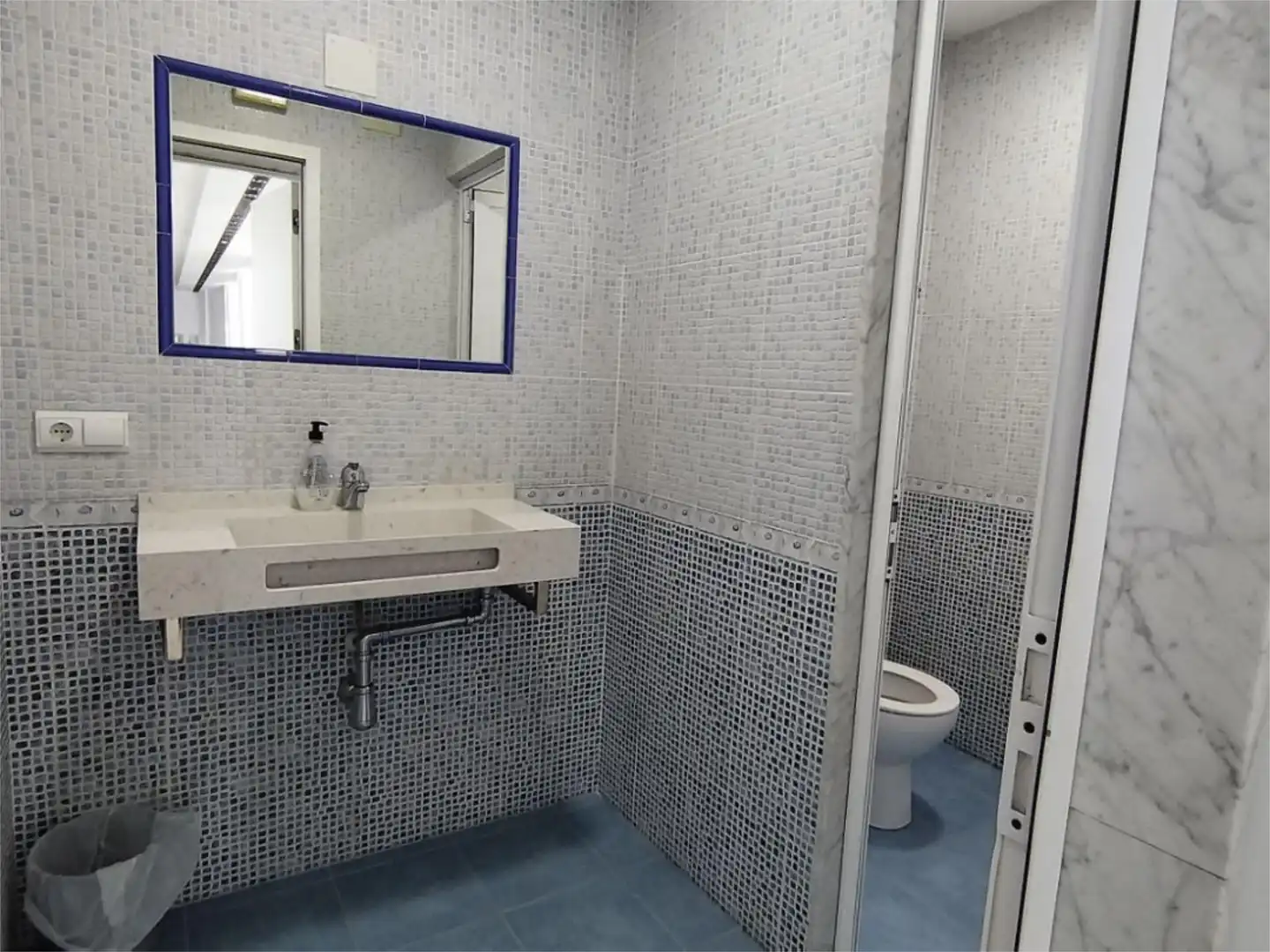 Büro zur Miete in Carrer Almansa, 30, San Crispín Badezimmer von Büro zur Miete in Elche / Elx