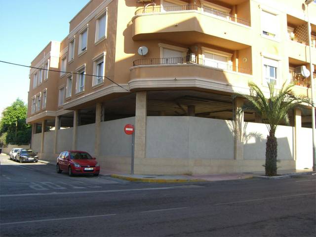 Local comercial en Alquiler en La Marquesa, 32b en Los Montesinos