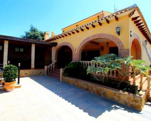 Garden of Country house for sale in Bigastro  with Air Conditioner, Terrace and Swimming Pool