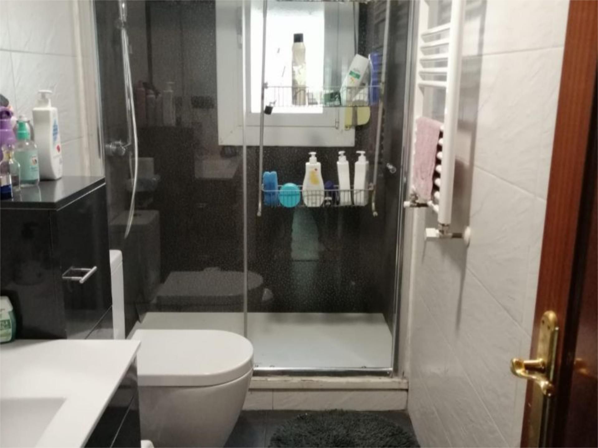 Bathroom of Flat for sale in Rubí  with Air Conditioner