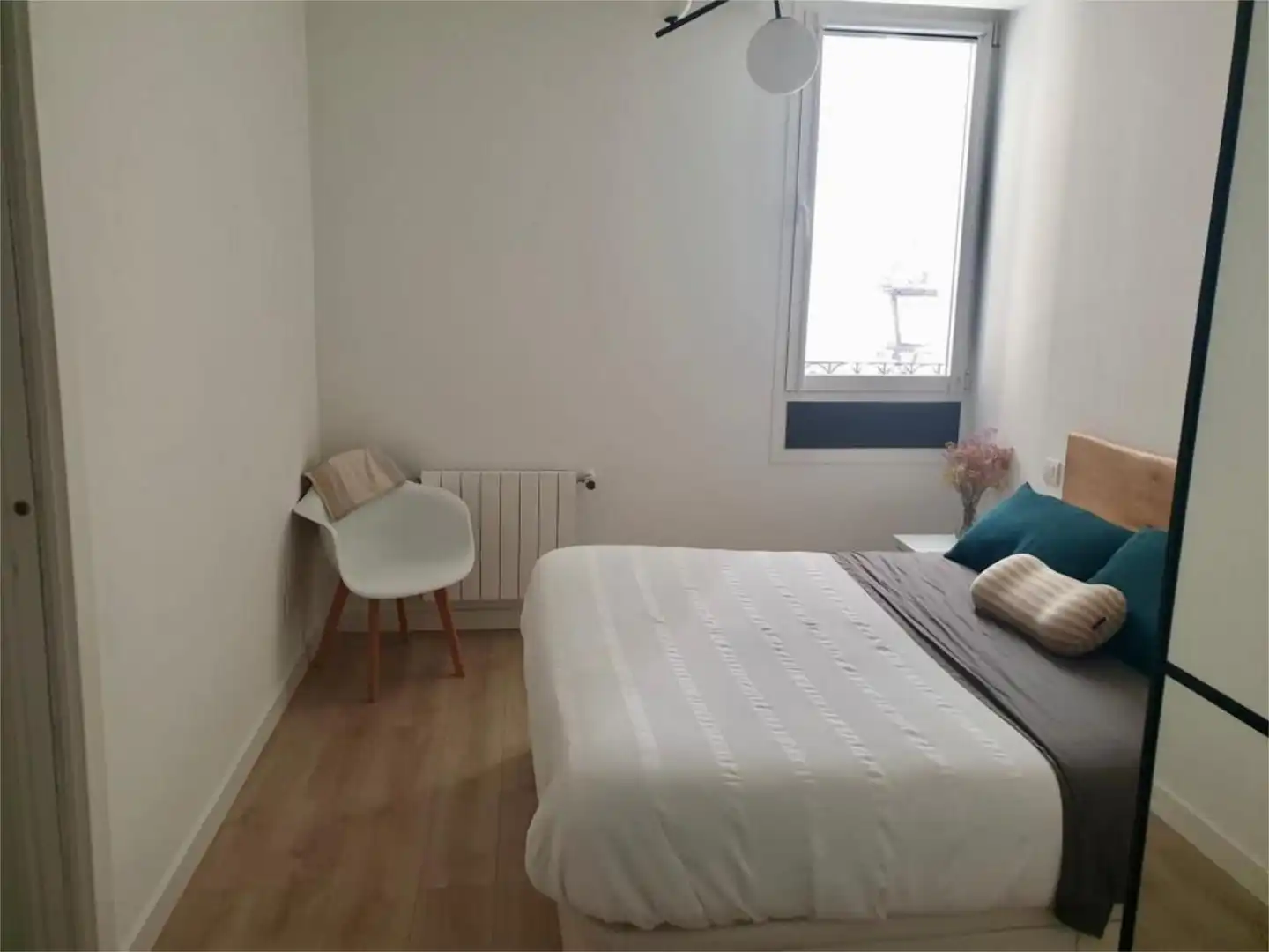 Wohnung zum Verkauf in Dendarikale, 32, Casco Viejo Schlafzimmer von Wohnung zum Verkauf in Bilbao