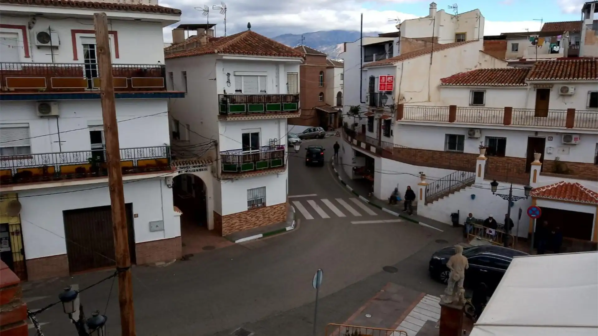Vista exterior de Casa adosada en venda en Benamocarra amb Terrassa