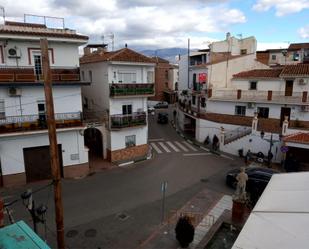 Vista exterior de Casa adosada en venda en Benamocarra amb Terrassa