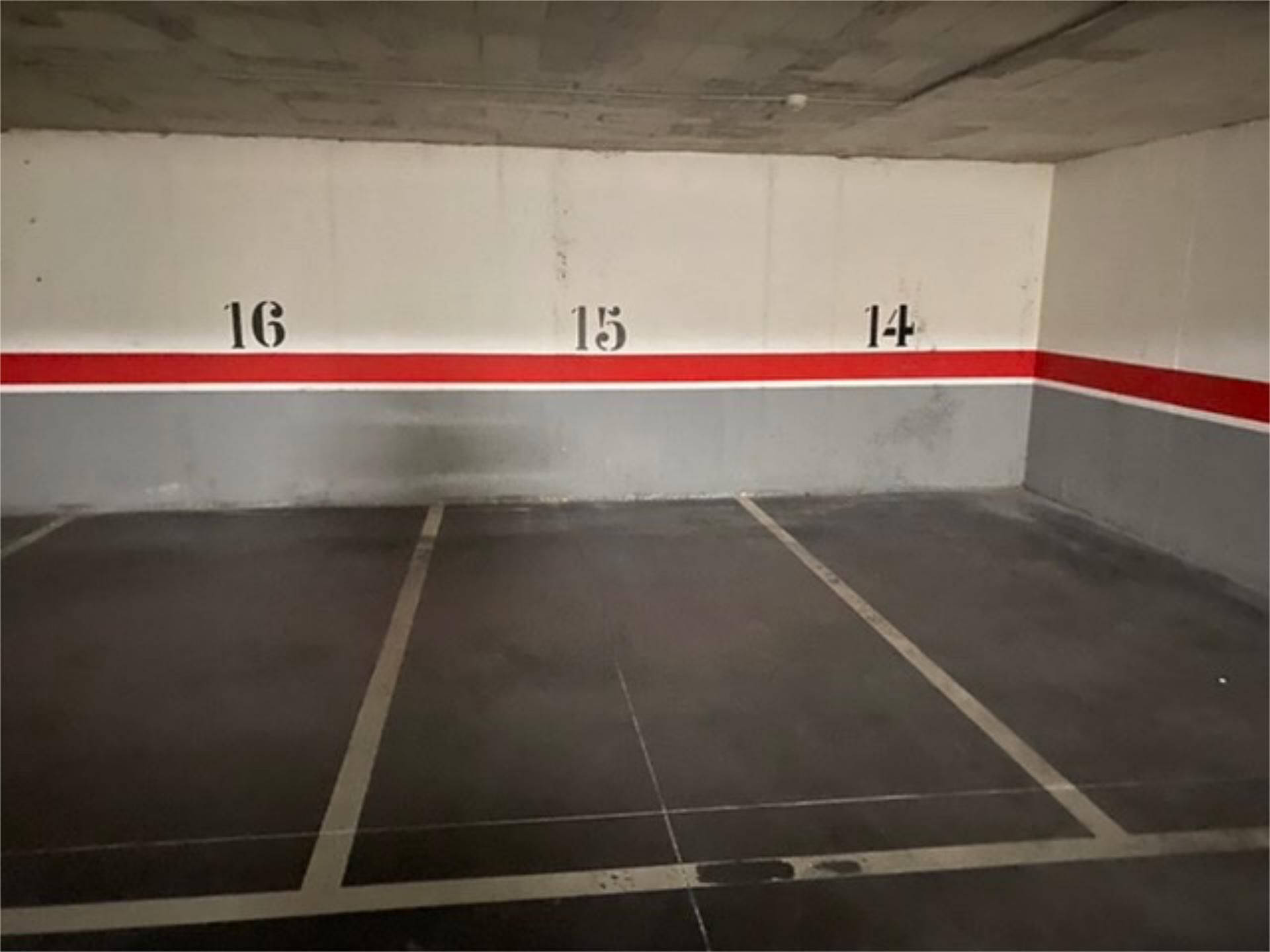Garaje de alquiler en Calle San Lorenzo, 6, Florida Baja