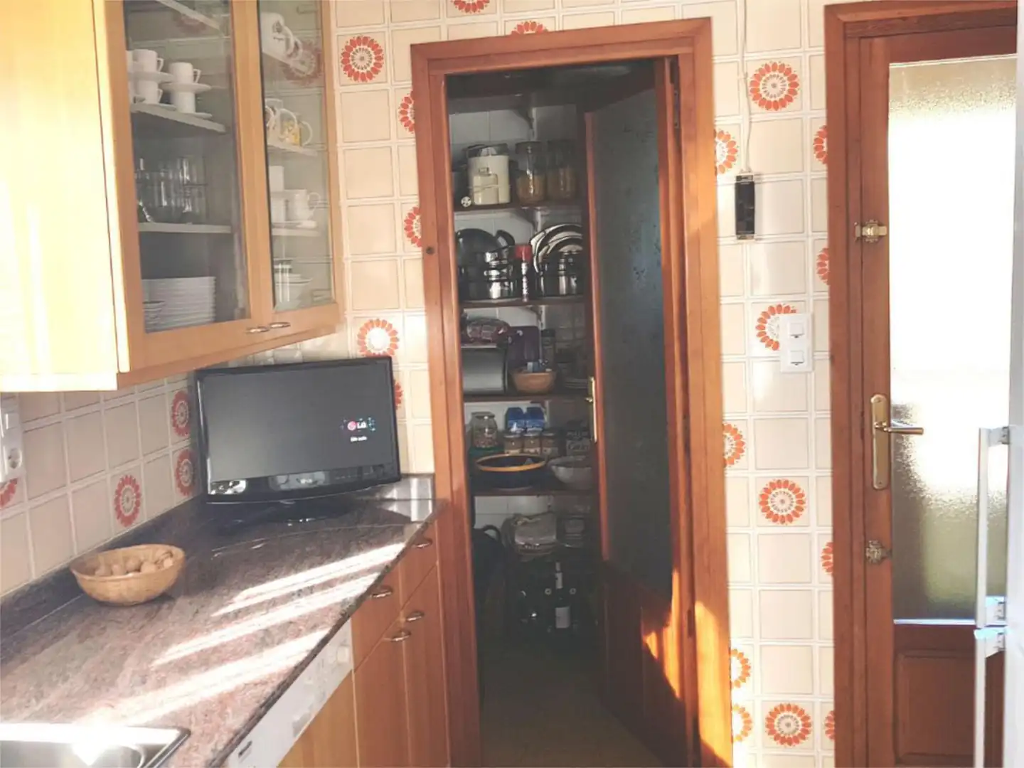 Kitchen of Flat for sale in Jarafuel  with Air Conditioner, Heating and Terrace