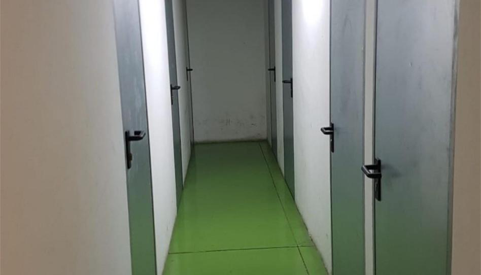 Foto 1 de Trastero de alquiler en Carrer de L'escultor Ordóñez, 205, Porta, Barcelona