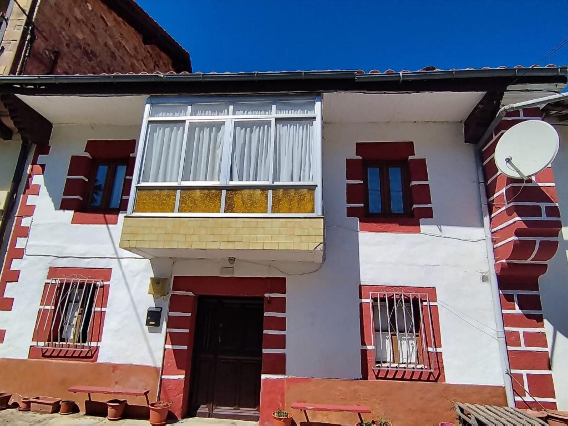 Exterior view of Flat for sale in Santiurde de Reinosa