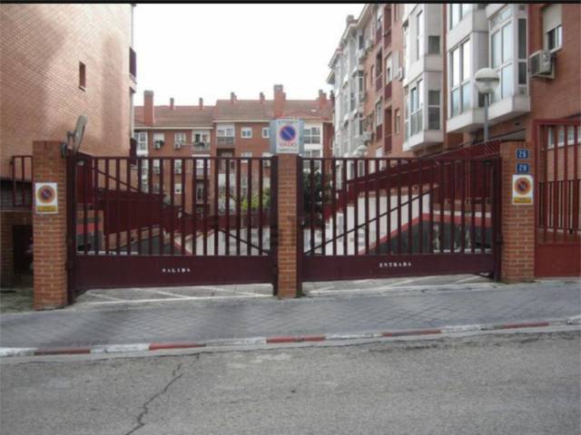 Garaje en Venta en Calle de Ramón Power, 30 en Canillas