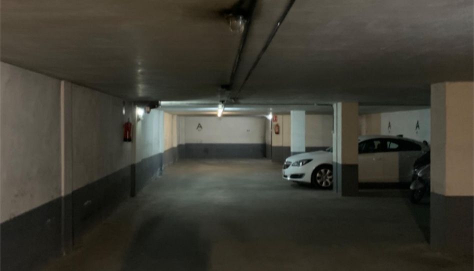 Garaje en venta en Plaza Romero Robledo, 1, La Bañeza , León - imagen 1 Foto 1 de Garaje en venta en Plaza Romero Robledo, 1, La Bañeza , León