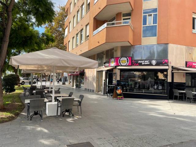 Local comercial en Venta en Carrer Jacint Verdaguer, 33 en Plaça de Toros