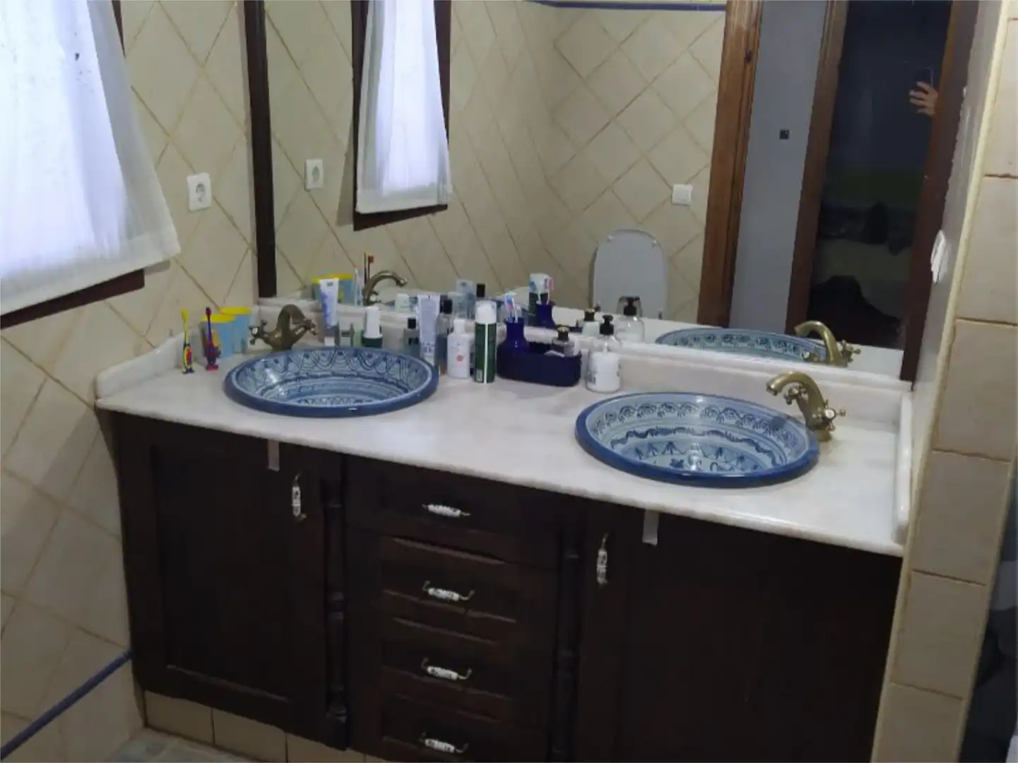 Casa o chalet en venta en Baza Baño de Casa o chalet en venta en Baza con Aire acondicionado, Calefacción y Jardín privado