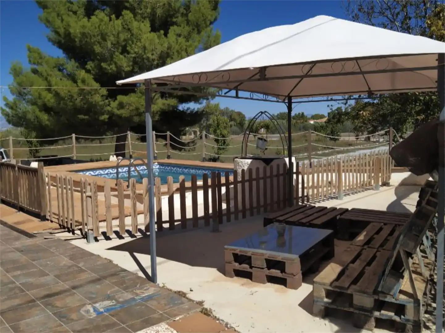 Casa o chalet en venta en Baza Piscina de Casa o chalet en venta en Baza con Aire acondicionado, Calefacción y Jardín privado