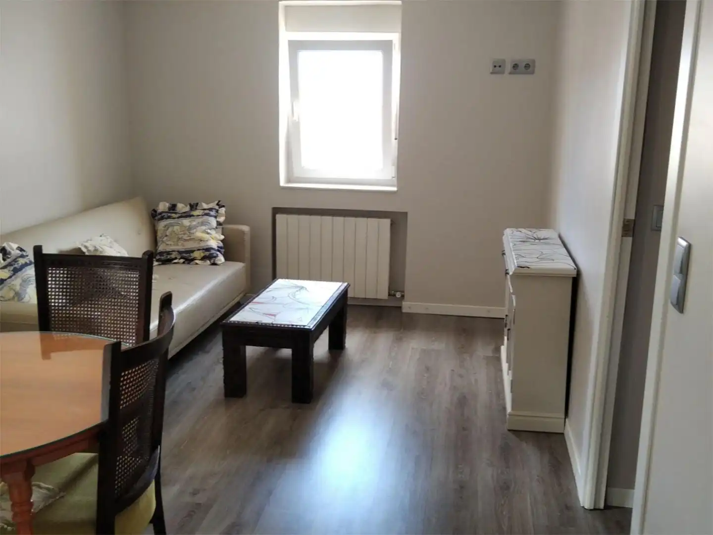 Piso en venta en Benavente con Calefacción, Terraza y Amueblado