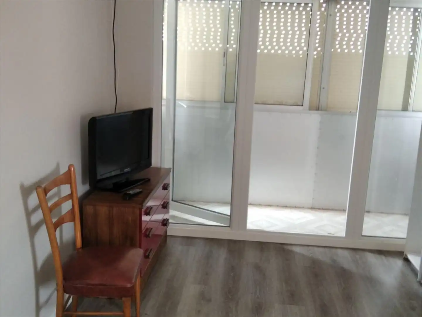 Sala d'estar de Pis en venda en Benavente amb Calefacció, Terrassa i Moblat